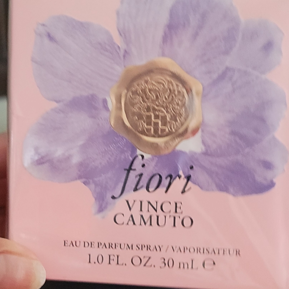 Vince Camuto